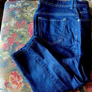 Jones New York, Angela Style - size 6